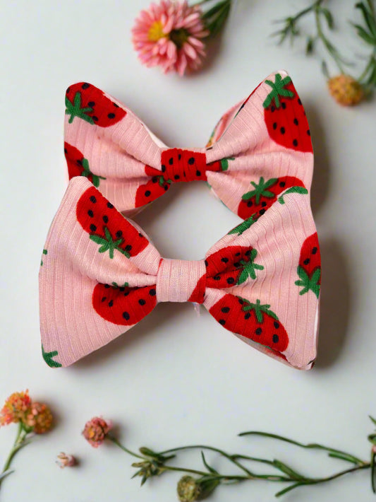 Strawberry Sweetness Barrette Bow🍓🎀