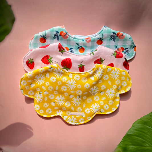 Sweetly Scalloped Bibs 🍓🍑🐝